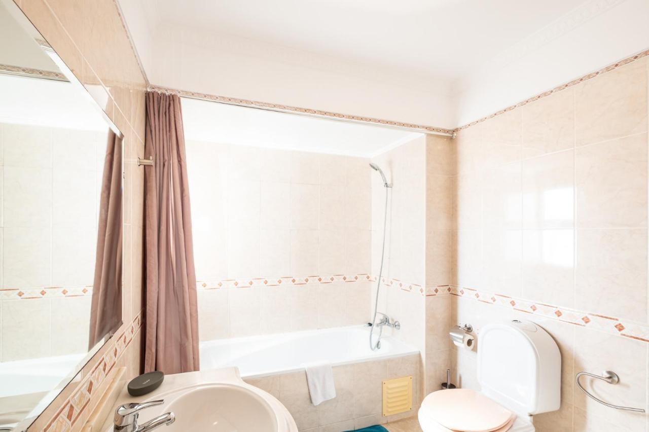 #068 T1 Salgados By Home Holidays Guia  Exterior photo